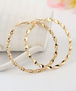 Wild metal earrings cross-border personality exaggerated twisted large circle earrings female jewelry wholesale YHY-046