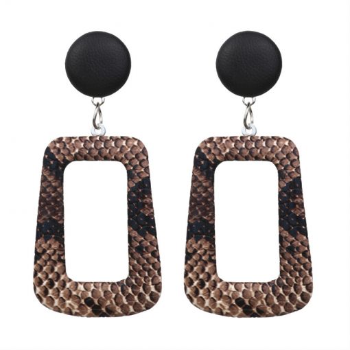 Korean version of the temperament wild long earrings geometric snake earrings Europe and the United States fashion pu earrings  wholesale YLX-41