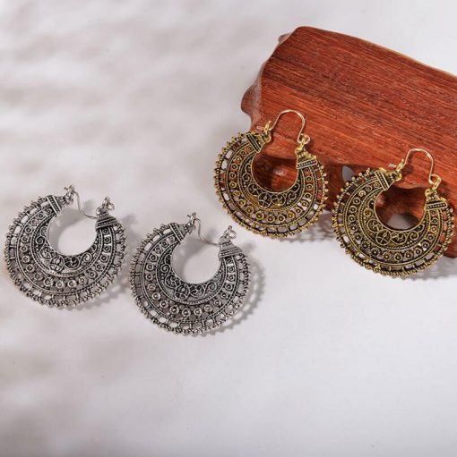Bohemian national style retro hollow carved earrings Semi-circular trend alloy pattern ear buckle YLX107