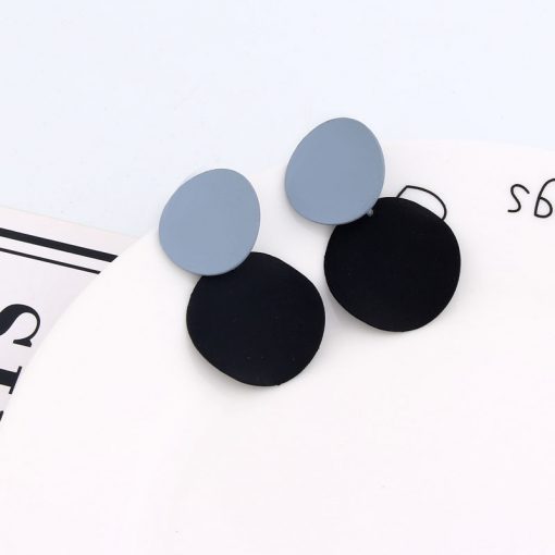 Japan and South Korea autumn and winter new fashion retro temperament disc hit color versatile long paragraph personality simple earrings mixed color YLX-048