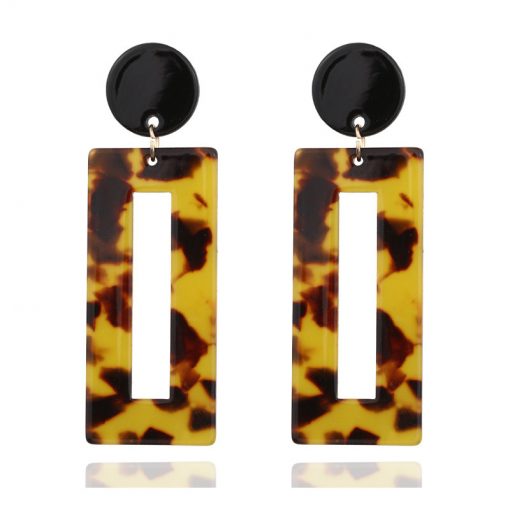 Japanese and Korean version of the simple big leopard earrings acrylic plate geometry resin earrings wholesale YHY-023