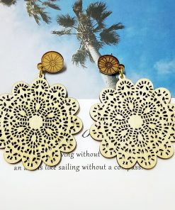 Women’s personality simple retro wooden color hollow earrings ethnic style SZAX-281