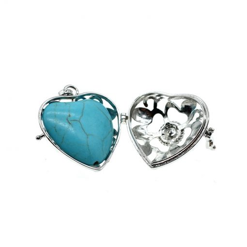 Four-leaf clover heart pendant Copper diamond necklace with hollow peach heart Long turquoise sweater chain HYue-048