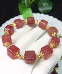 Factory direct supply women’s natural strawberry crystal diy bracelet, multi-strawberry seeds, fresh and bright, simple and fashionable, good quality NBC-013